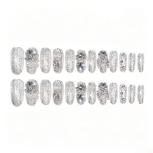 Full Hand Wearing Luxury Crystal Pearl Press On Nails