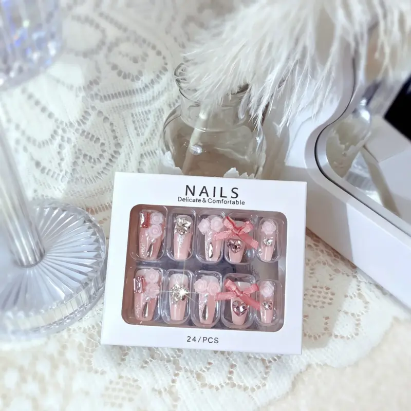 Heart Crystal & Pearl Detail on Romantic Press On Nail