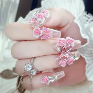 Faceted Pink Heart Crystal Detail on Pink Press On Nail