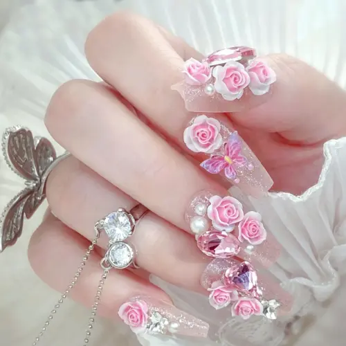 Romantic Pink Rose & Heart Crystal Press On Nails Close Up