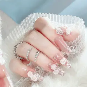 Detailed View Of 3D Pink Rose Accents On Glitter Press On Nails Detailed View Of 3D Pink Rose Accents On Glitter Press On Nails