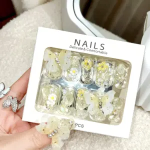 Delicate Chain Details On Yellow Butterfly Daisy Press On Nails