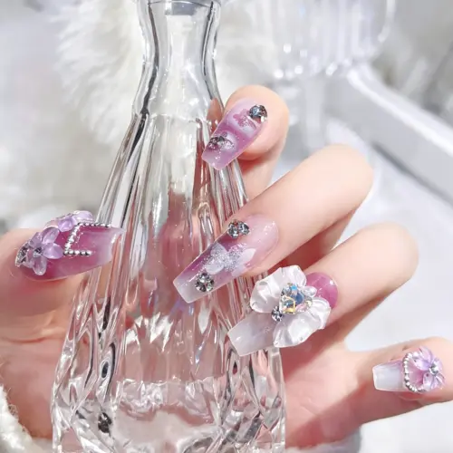 Size Range of 24 Piece Bow Press On Nail Set